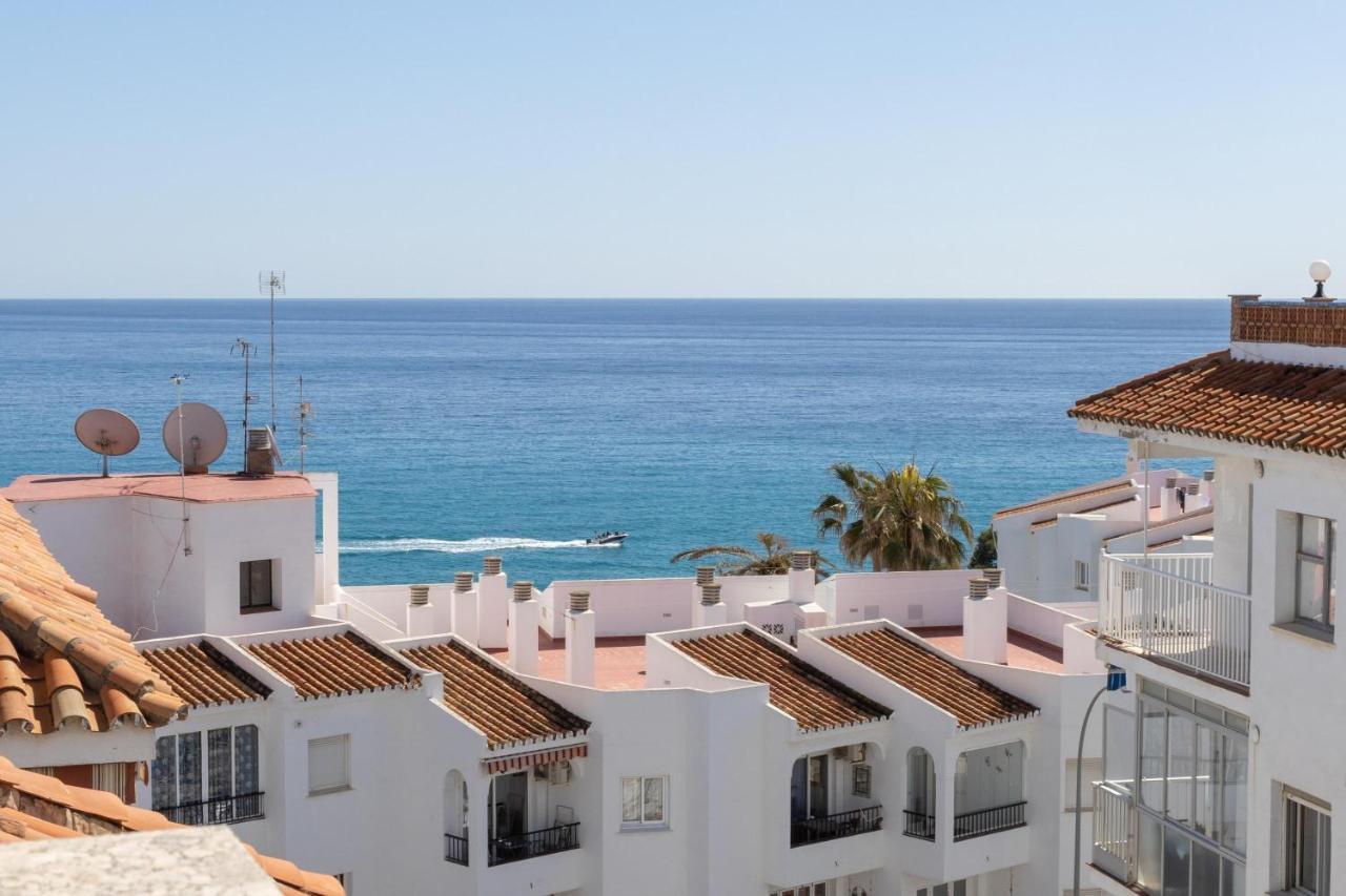 Penthouse In The Heart Of Nerja Lägenhet Exteriör bild
